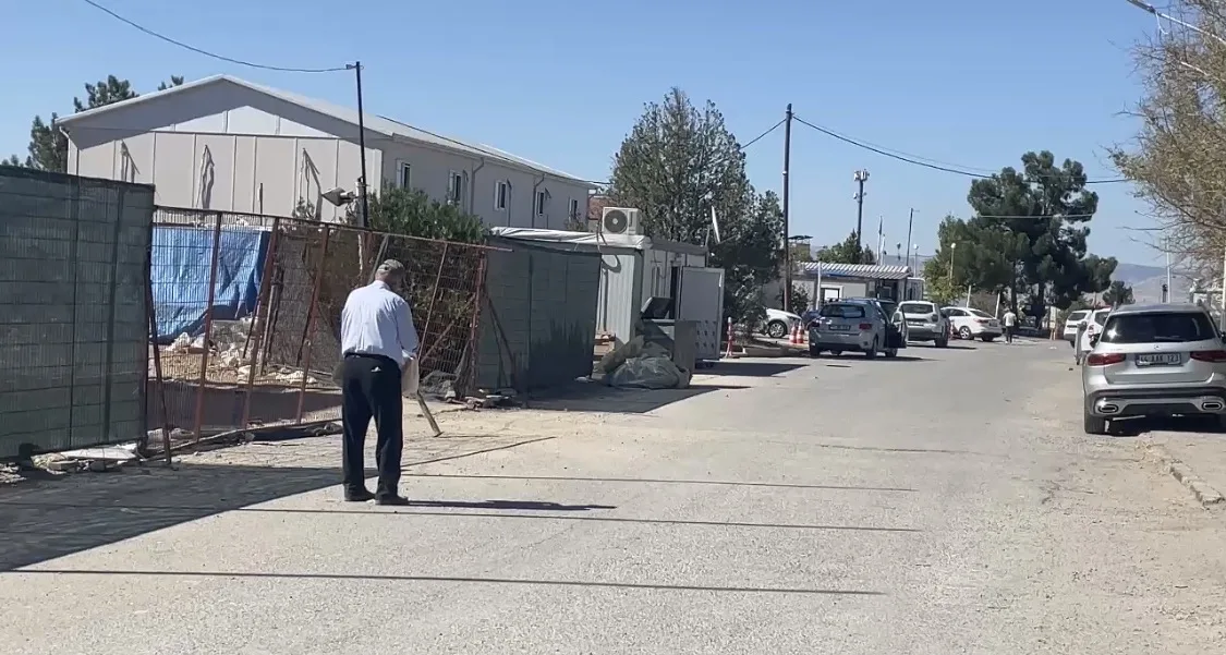 Pütürge’de Elektrik Mağduriyeti Sürüyor: Malatya’ya Geldi, Yine Çözüm Bulamadı