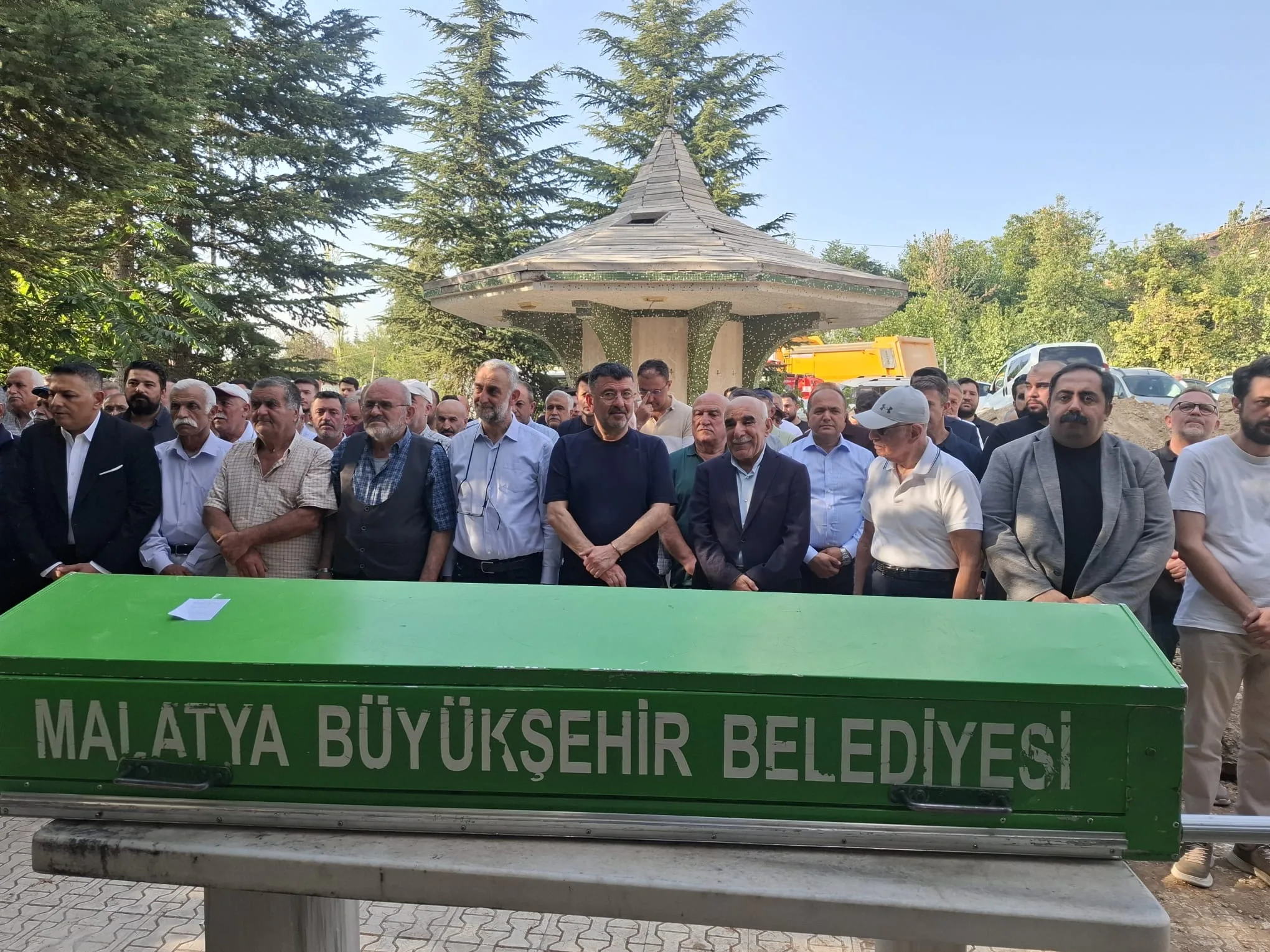 (GÜNCELLENMİŞTİR)MTSO Eski Başkanı Abdurrahman Yavuz Son Yolculuğuna Uğurlandı