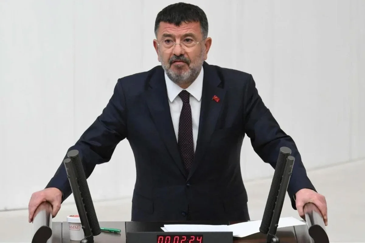 Milletvekili Ağbaba Pazar Ziyaretinde Fenalaştı, Hastaneye Kaldırıldı
