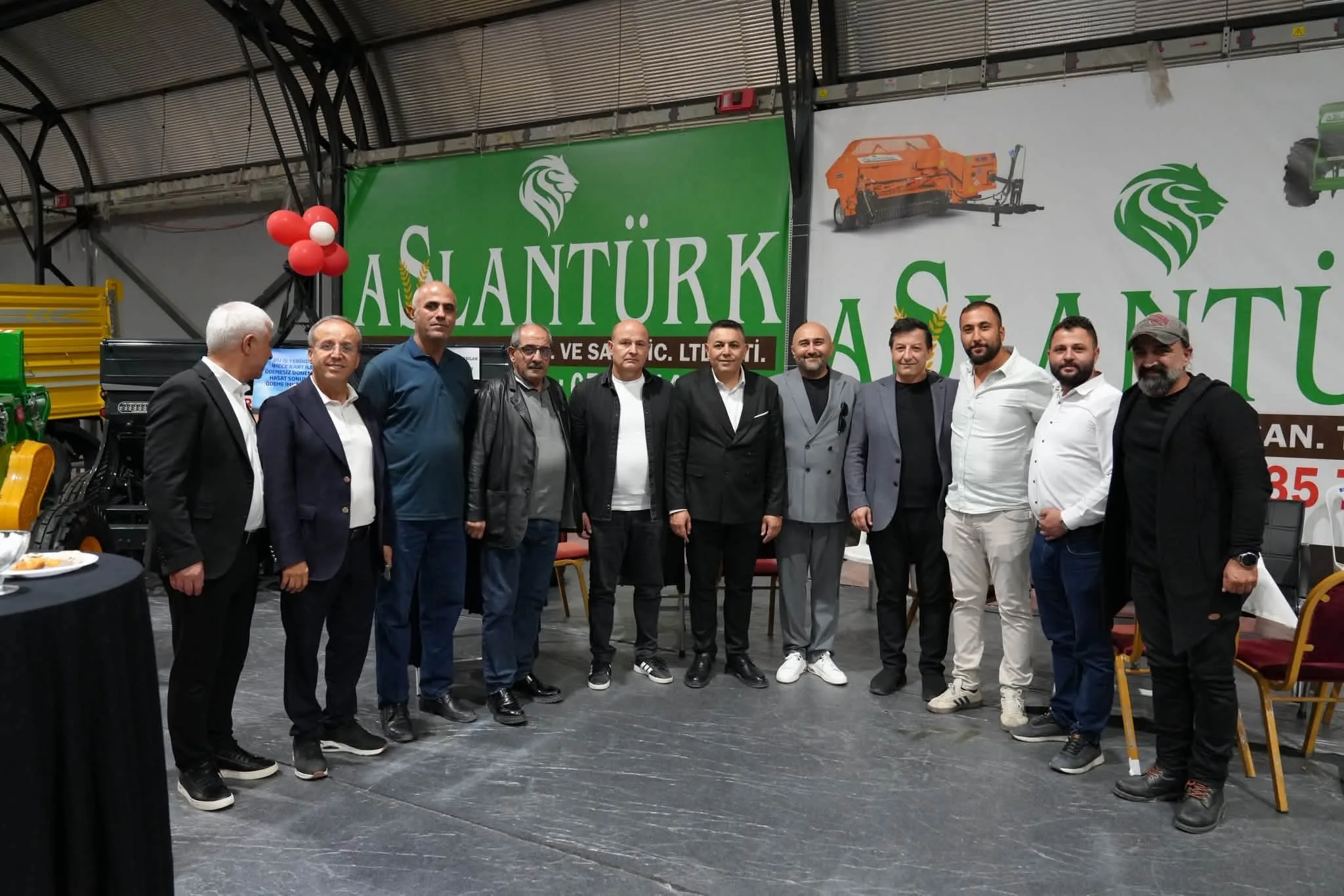 Sadıkoğlu Tarım Fuarında Sektör Temsilcileriyle Buluştu
