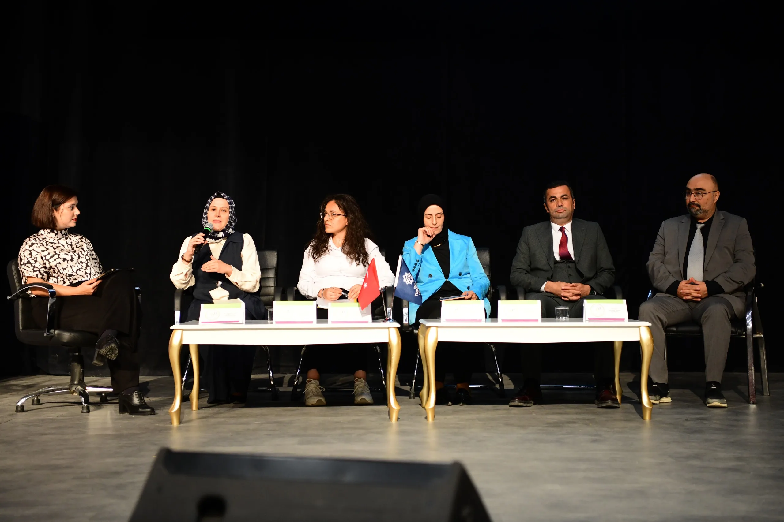 Malatya’da Anlamlı Buluşma: "Yaşlılıkta Yalnızlık ve Güvenli Yaşam" Masaya Yatırıldı