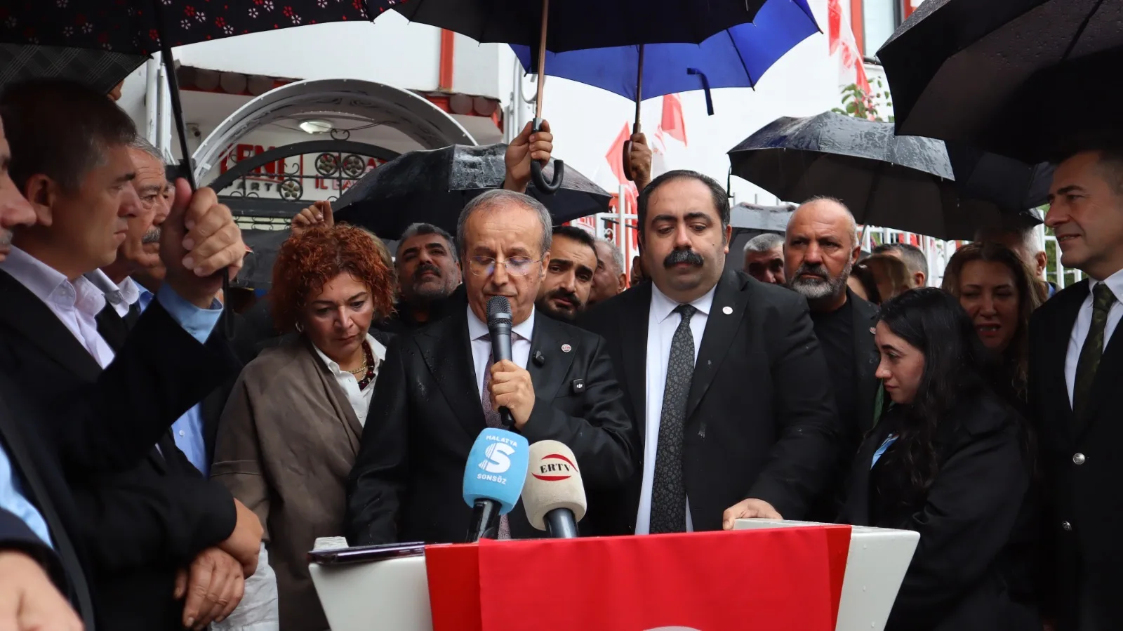 Basri İlhan, Yeni Parti Malatya İl Başkanlığına Adaylığını Açıkladı
