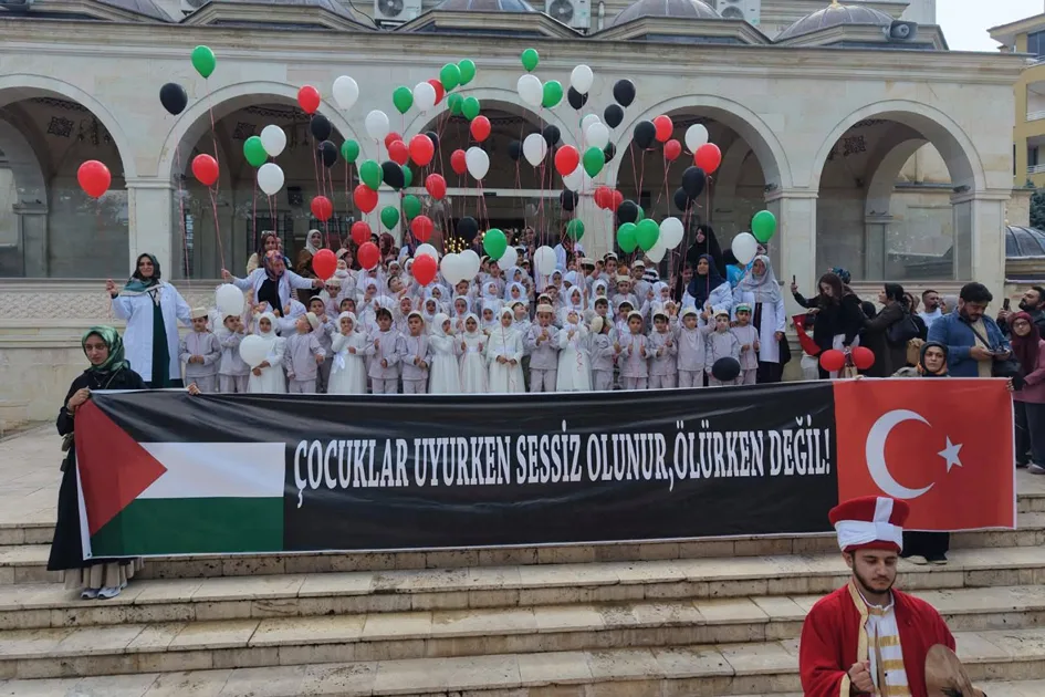 Malatya’da Miniklerden Gazze’ye Anlamlı Mesaj